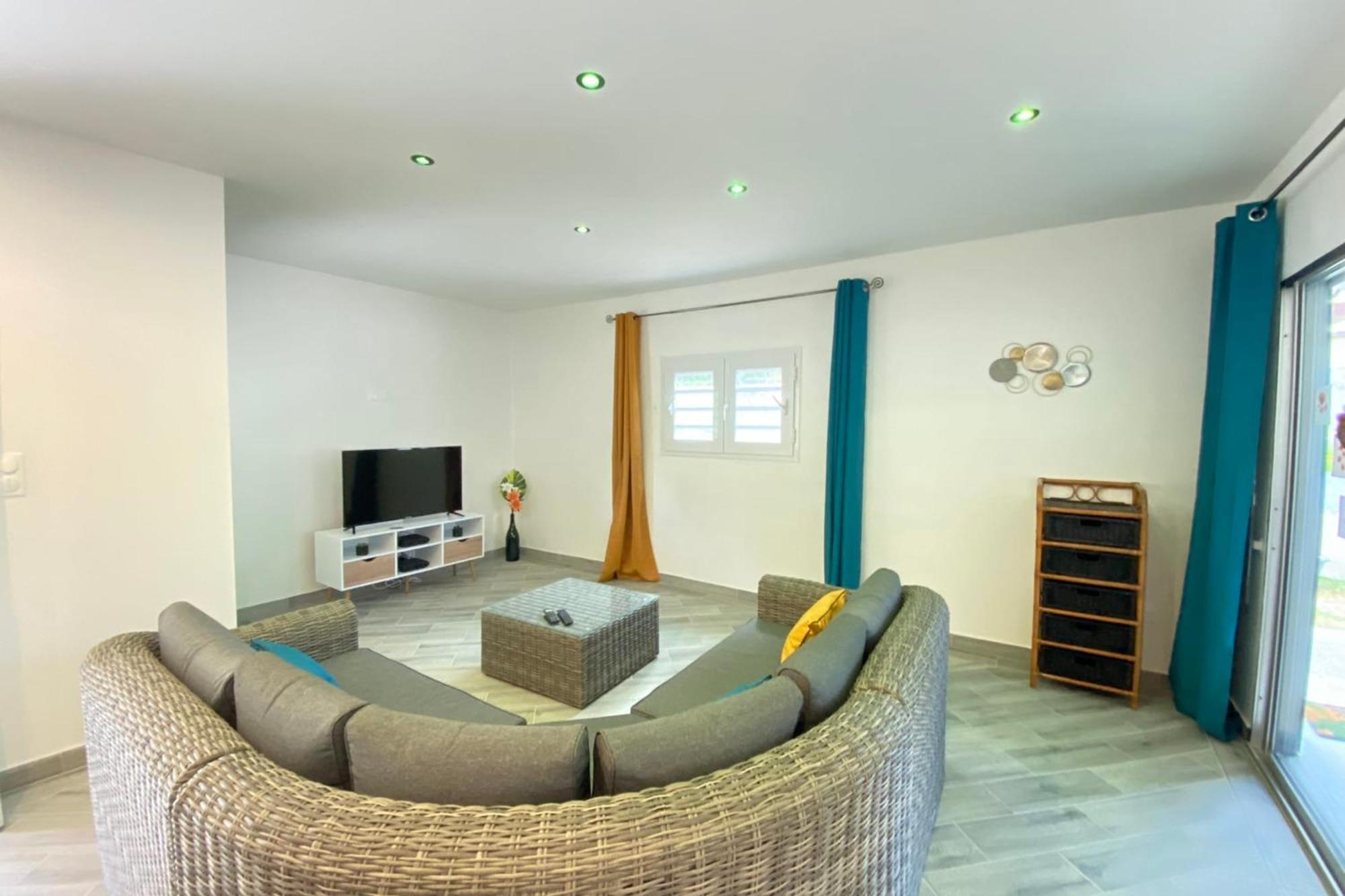 972M Beautiful Air-Conditioned Villa With Garden Le Carbet Buitenkant foto